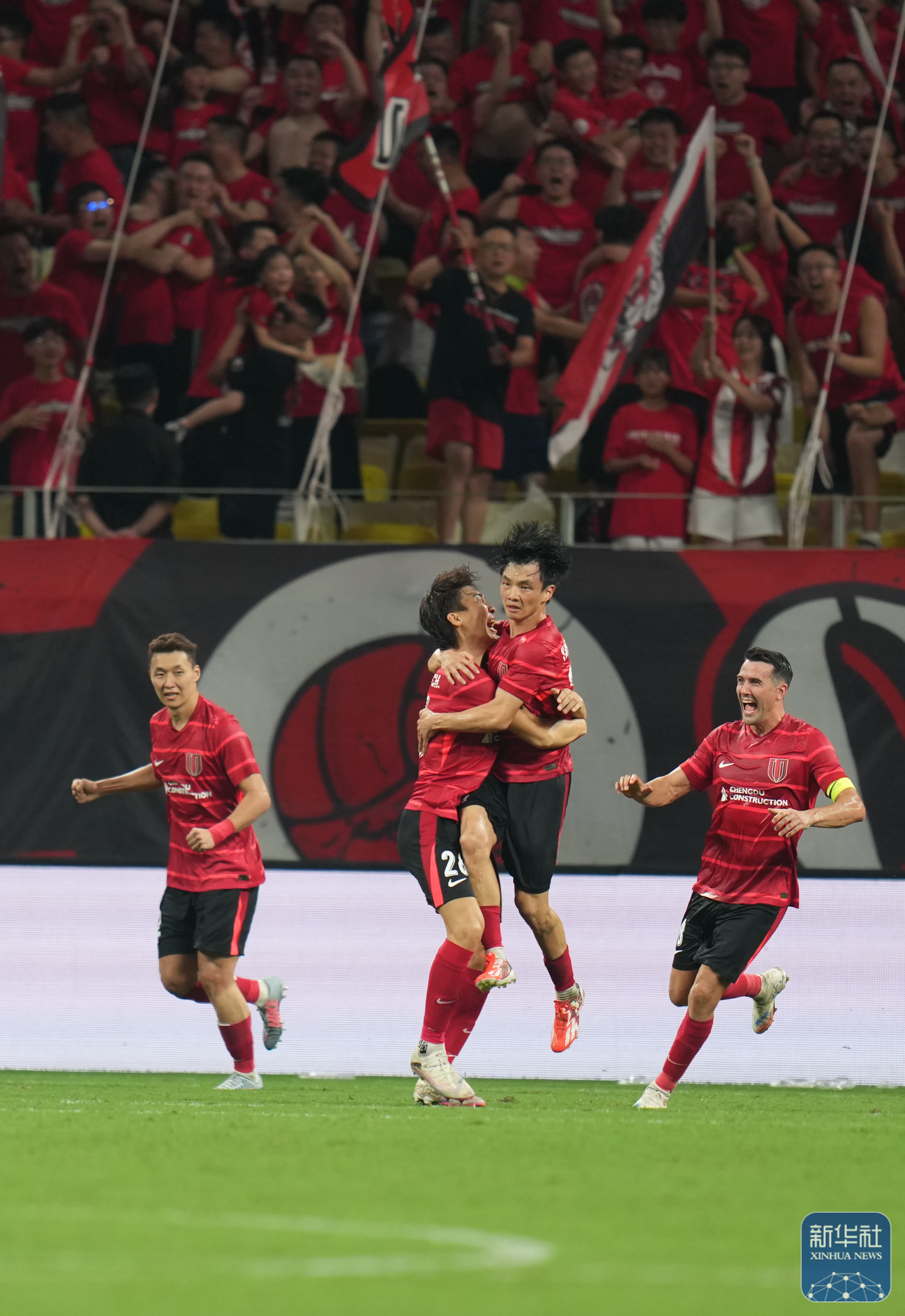 关于成都蓉城训练开放日,集结日刷新队史纪录引欢呼,欧联在即,赛程密集仍需轮换的信息 关于成都蓉城训练开放日,集结日刷新队史纪录引欢呼,欧联在即,赛程密集仍需轮换的信息